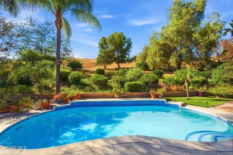 Exterior - 2273 Rudolph Dr, Simi Valley, CA 93065 photo 5 of 9