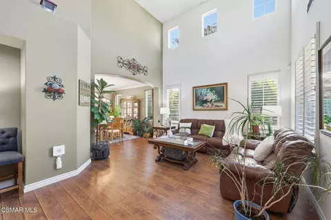 Entry Way - 2273 Rudolph Dr, Simi Valley, CA 93065 photo 3 of 4