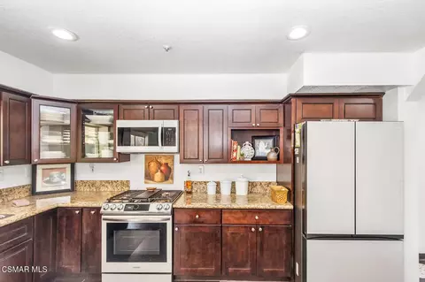 Kitchen - 15425 Tobarra Rd, Fontana, CA 92337 photo 5 of 5