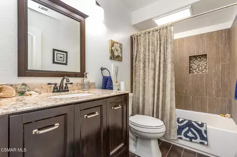 Bath - 15425 Tobarra Rd, Fontana, CA 92337 photo 5 of 6