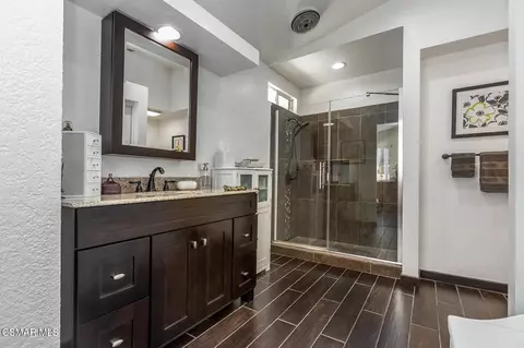 Bath - 15425 Tobarra Rd, Fontana, CA 92337 photo 3 of 6