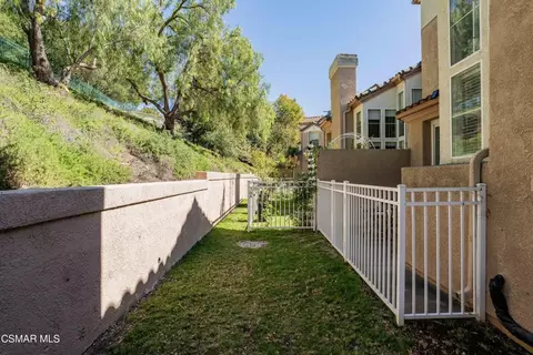 Exterior - 530 Sonata Way #C, Simi Valley, CA 93065 photo 6 of 10