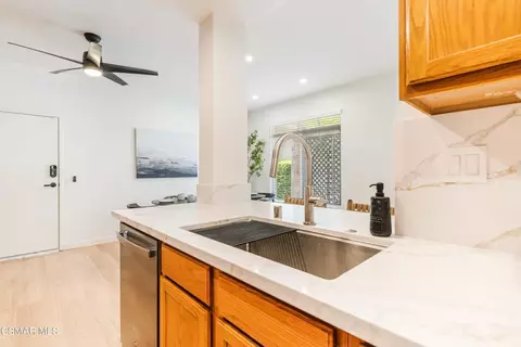 Kitchen - 530 Sonata Way #C, Simi Valley, CA 93065 photo 4 of 4