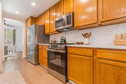Kitchen - 530 Sonata Way #C, Simi Valley, CA 93065 photo 1 of 4