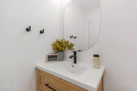 Bath - 530 Sonata Way #C, Simi Valley, CA 93065 photo 1 of 4