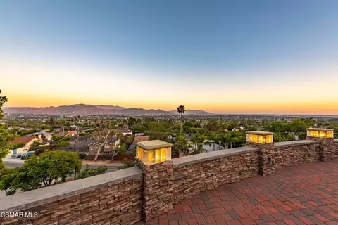View/Area - 315 N Loop Dr, Camarillo, CA 93010 photo 4 of 5