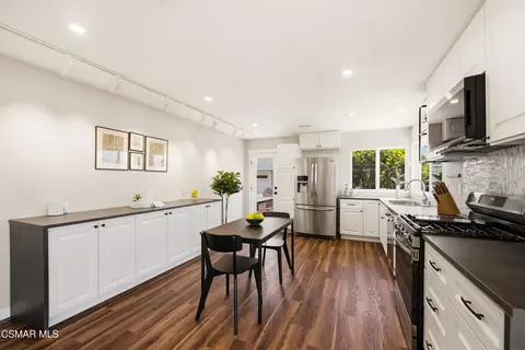 Kitchen - 315 N Loop Dr, Camarillo, CA 93010 photo 2 of 6