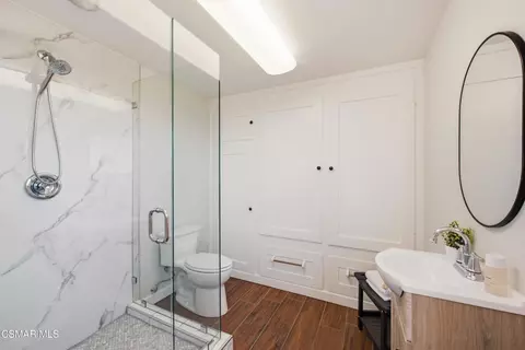 Bath - 315 N Loop Dr, Camarillo, CA 93010 photo 2 of 3