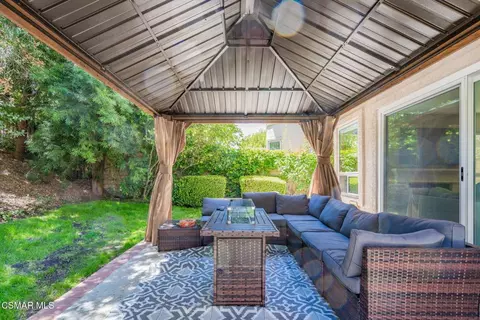 Exterior - 776 Holbertson Ct, Simi Valley, CA 93065 photo 5 of 10