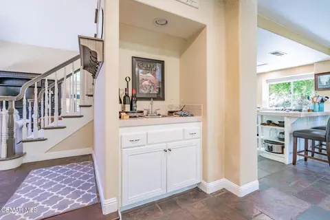 Entry Way - 776 Holbertson Ct, Simi Valley, CA 93065 photo 5 of 11