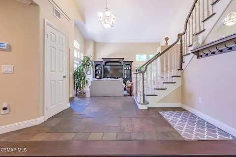 Entry Way - 776 Holbertson Ct, Simi Valley, CA 93065 photo 4 of 11