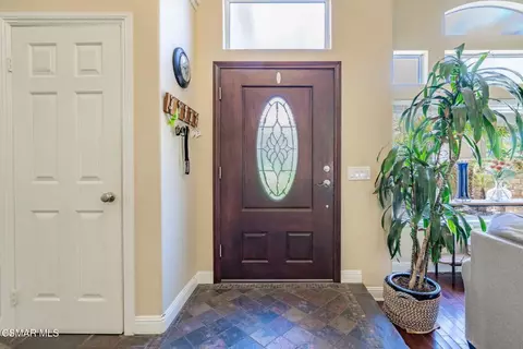 Entry Way - 776 Holbertson Ct, Simi Valley, CA 93065 photo 2 of 11