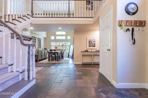 Entry Way - 776 Holbertson Ct, Simi Valley, CA 93065 photo 3 of 11