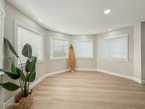 Living - 2014 Peninsula Rd, Oxnard, CA 93035 photo 4 of 4