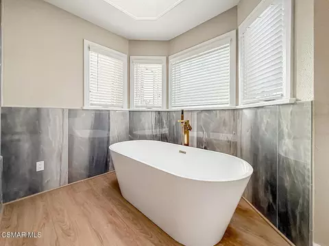 Bath - 2014 Peninsula Rd, Oxnard, CA 93035 photo 5 of 11
