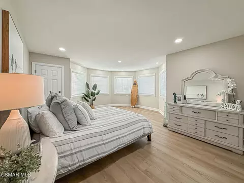 Bedroom - 2014 Peninsula Rd, Oxnard, CA 93035 photo 4 of 11