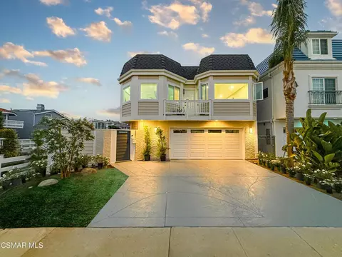 2014 Peninsula Rd, Oxnard, CA 93035
