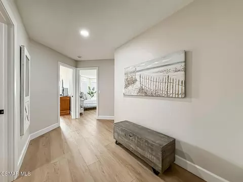 Entry Way - 2014 Peninsula Rd, Oxnard, CA 93035 photo 6 of 7