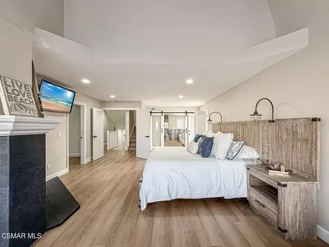 Bedroom - 2014 Peninsula Rd, Oxnard, CA 93035 photo 3 of 11