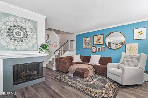 Living - 2476 Chandler Ave #4, Simi Valley, CA 93065 photo 1 of 1