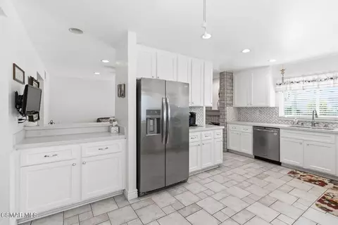 497 Mark Dr, Simi Valley, CA 93065 photo 7