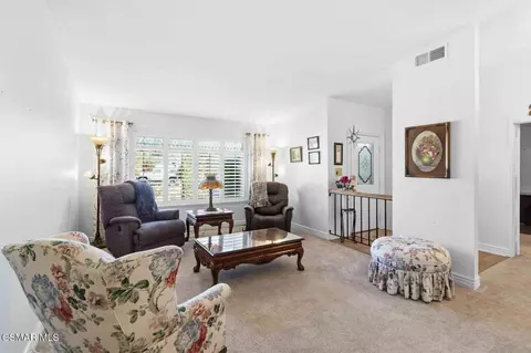 497 Mark Dr, Simi Valley, CA 93065 photo 9