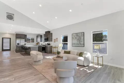 955 Brossard Dr, Thousand Oaks, CA 91360