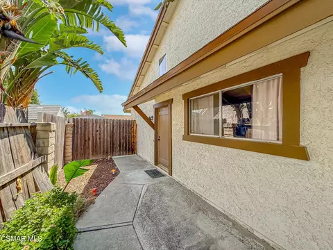 Exterior - 2041 Covington Ave, Simi Valley, CA 93065 photo 5 of 13