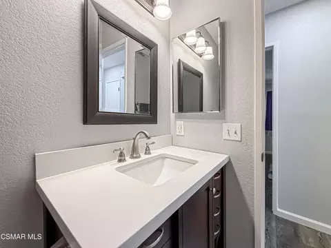 Bath - 2041 Covington Ave, Simi Valley, CA 93065 photo 2 of 6