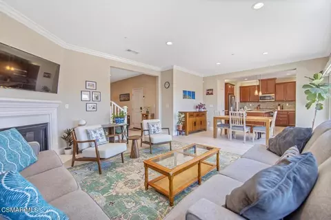7092 Crimora Ave, Moorpark, CA 93021