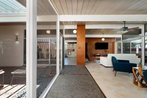 Entry Way - 1509 Campbell Ave, Thousand Oaks, CA 91360 photo 1 of 1