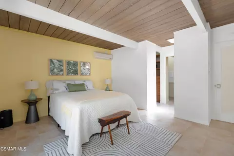 Bedroom - 1509 Campbell Ave, Thousand Oaks, CA 91360 photo 2 of 3