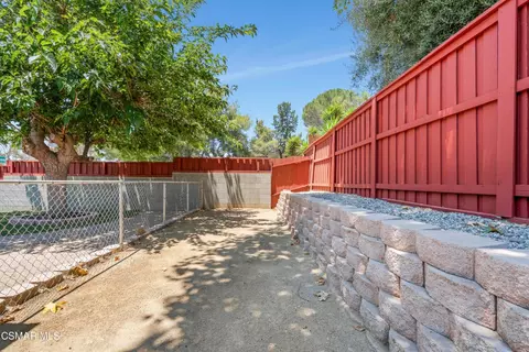 Exterior - 1509 Campbell Ave, Thousand Oaks, CA 91360 photo 16 of 19