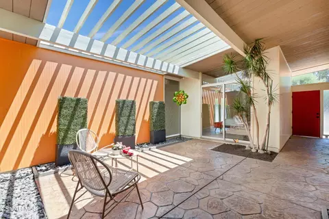 Exterior - 1509 Campbell Ave, Thousand Oaks, CA 91360 photo 5 of 19