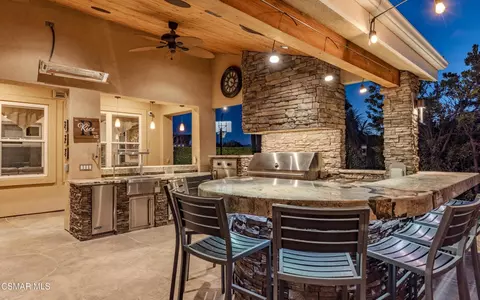 Kitchen - 3261 Indian Creek Pl, Simi Valley, CA 93063 photo 8 of 10