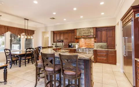 Kitchen - 3261 Indian Creek Pl, Simi Valley, CA 93063 photo 10 of 10