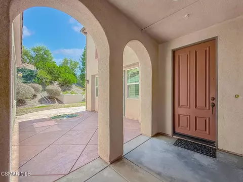 Exterior - 3401 Deep Waters Ct, Simi Valley, CA 93065 photo 3 of 15