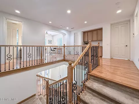 Entry Way - 3401 Deep Waters Ct, Simi Valley, CA 93065 photo 6 of 8