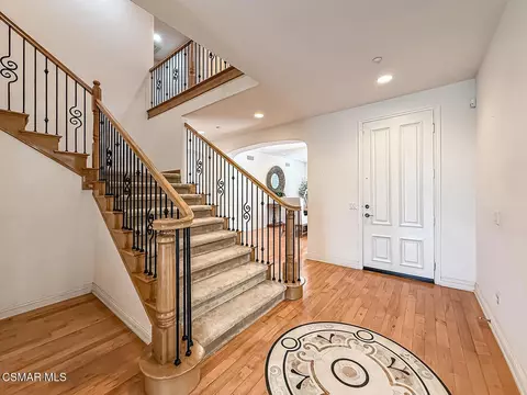 Entry Way - 3401 Deep Waters Ct, Simi Valley, CA 93065 photo 4 of 8