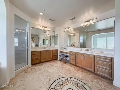 Bath - 3401 Deep Waters Ct, Simi Valley, CA 93065 photo 4 of 9