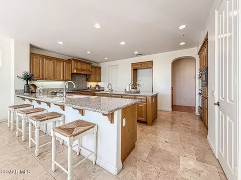 Kitchen - 3401 Deep Waters Ct, Simi Valley, CA 93065 photo 2 of 4