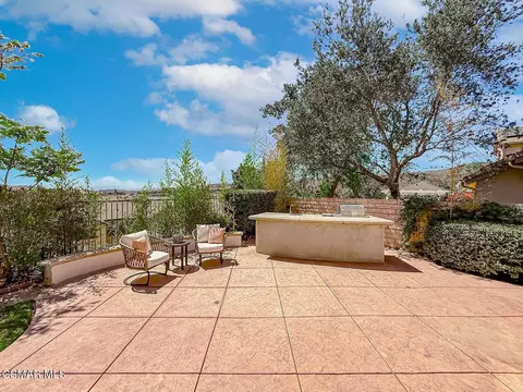 Exterior - 3401 Deep Waters Ct, Simi Valley, CA 93065 photo 10 of 15