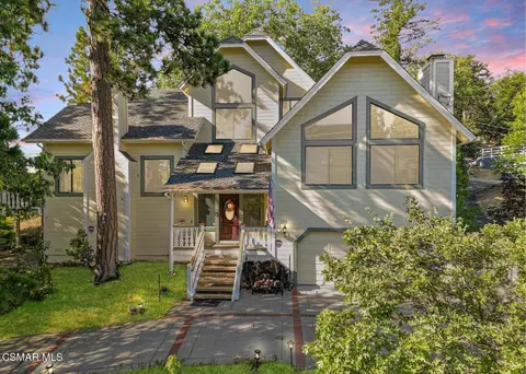 Exterior - 27454 Matterhorn Dr, Lake Arrowhead, CA 92352 photo 1 of 2