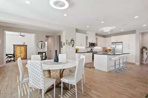 Dining - 2400 Conroy Ave, Camarillo, CA 93012 photo 2 of 2