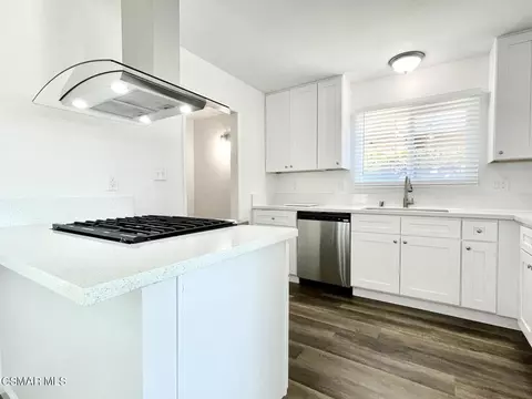 1232 Whitcomb Ave, Simi Valley, CA 93065