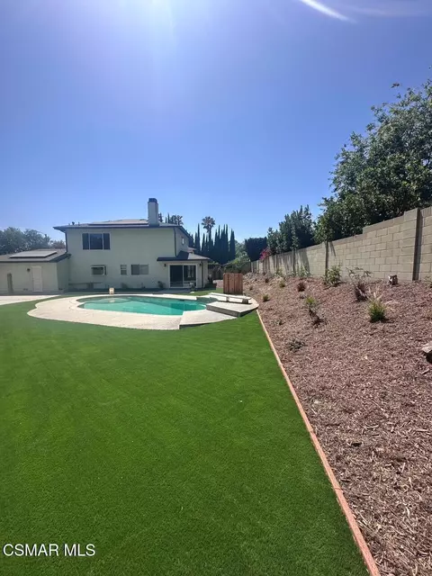 Exterior - 2183 E Chesterton St, Simi Valley, CA 93065 photo 4 of 7