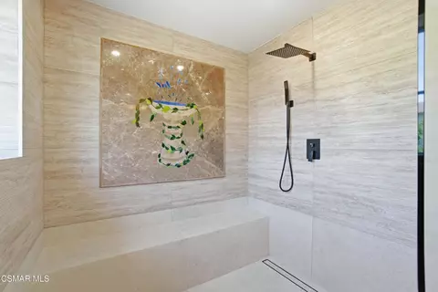 Bath - 2183 E Chesterton St, Simi Valley, CA 93065 photo 2 of 7