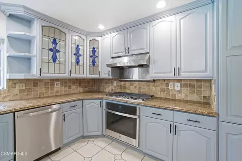 Kitchen - 2183 E Chesterton St, Simi Valley, CA 93065 photo 3 of 5