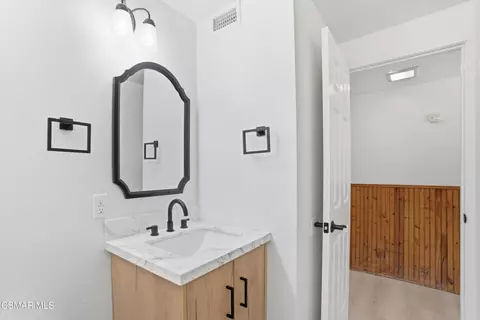 Bath - 2183 E Chesterton St, Simi Valley, CA 93065 photo 7 of 7