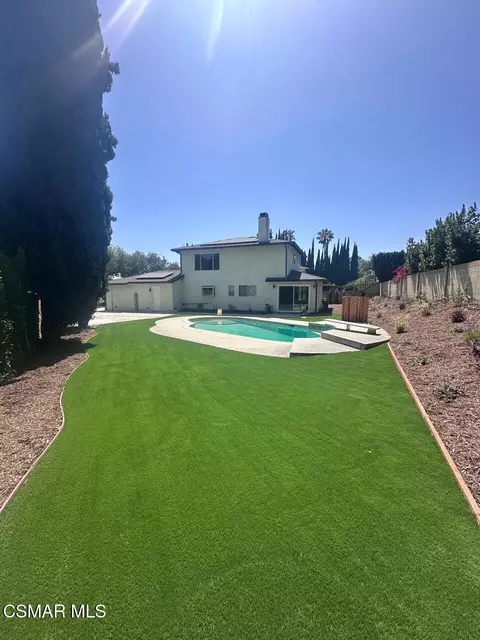 Exterior - 2183 E Chesterton St, Simi Valley, CA 93065 photo 5 of 7